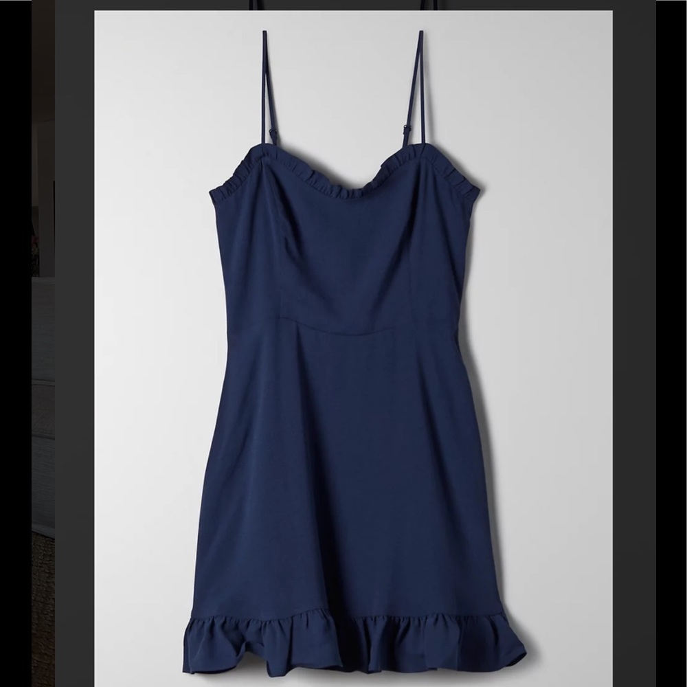 NWOT Aritzia Sunday Best Bambi Dress Size 4